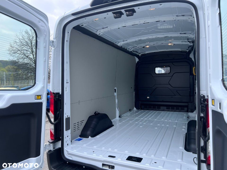 Ford Nowy Transit - 7