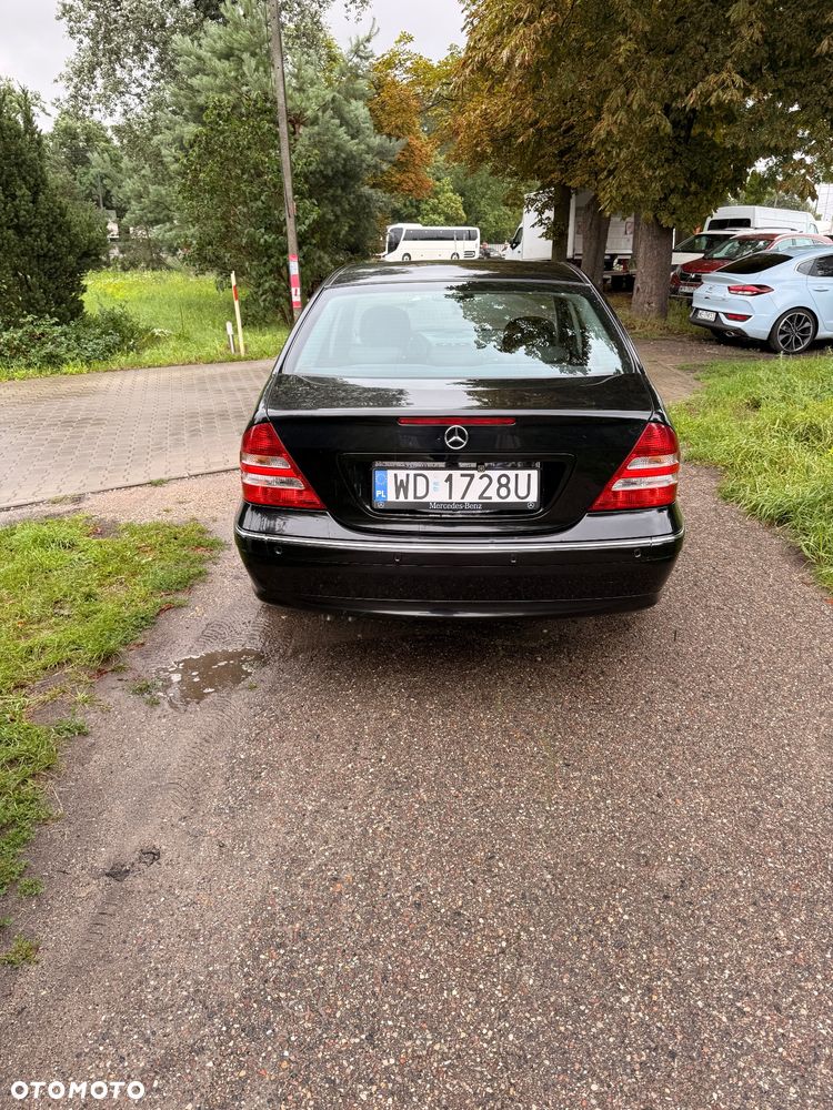 Mercedes-Benz Klasa C 280 Classic 4-Matic - 7