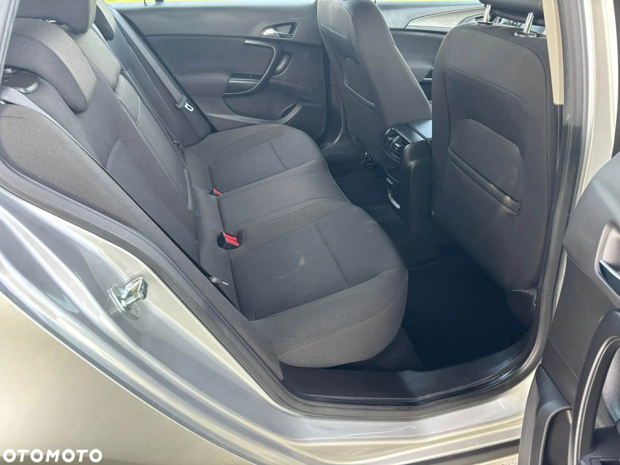 Opel Insignia 2.0 CDTI Design Edition - 19