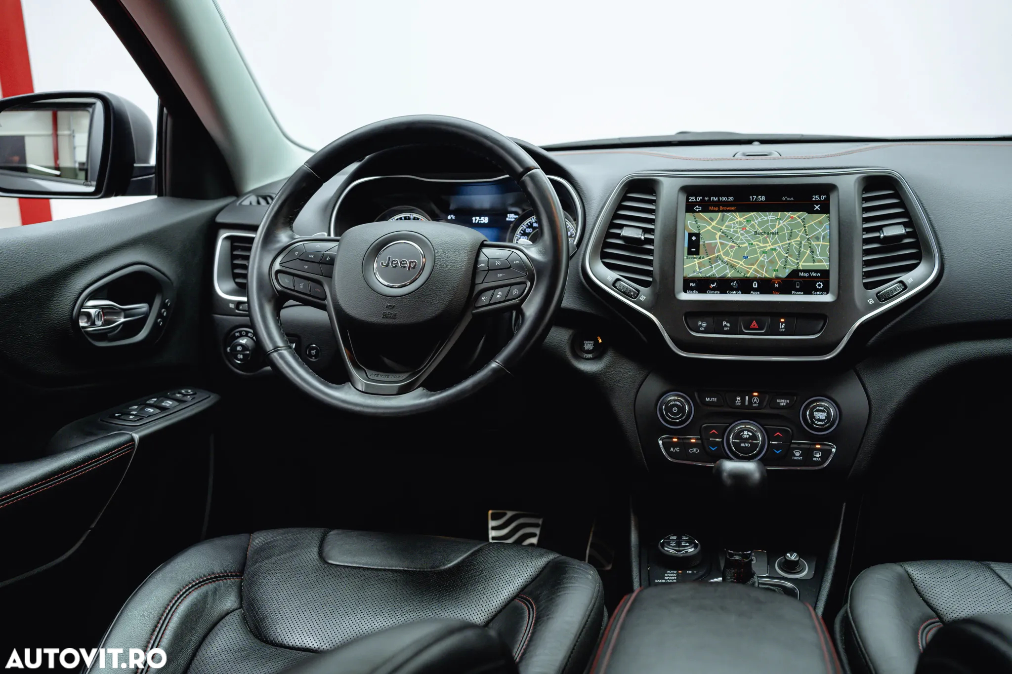 Jeep Cherokee 2.0 GME AT9 AWD ACTIVE DRIVE LOCK Trailhawk - 11