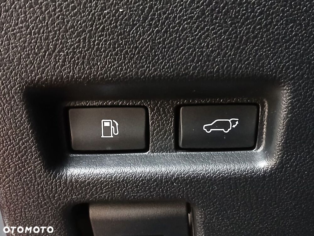 Lexus UX 200 GPF F Impression 2WD - 34