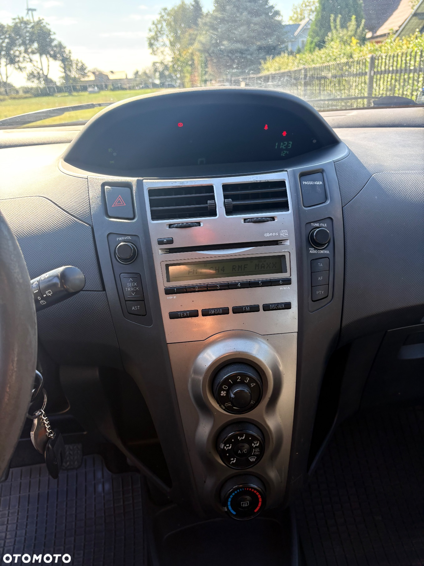 Toyota Yaris - 31
