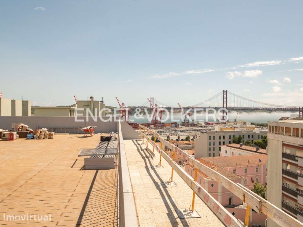 Apartamento T1 na Avenida Infante Santo - Grande imagem: 5/24