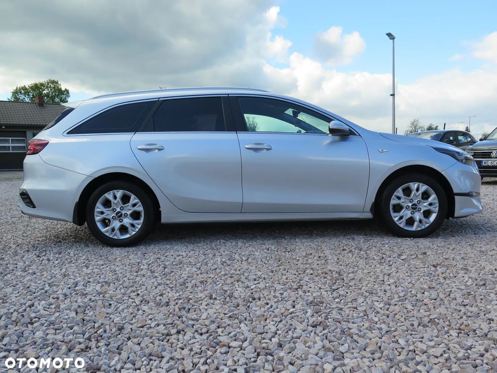 Kia Ceed 1.5 T-GDI M - 9