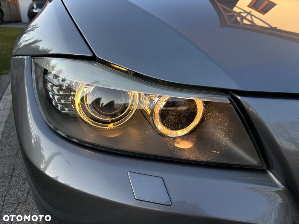 BMW Seria 3 318d DPF Edition Lifestyle - 38