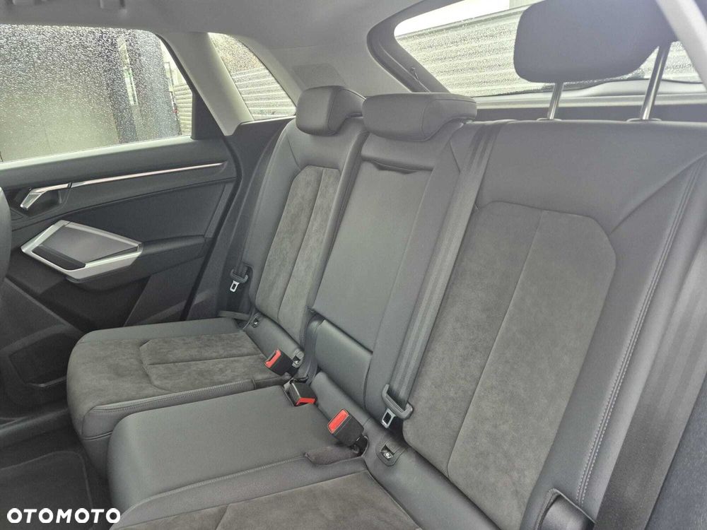 Audi Q3 35 TFSI mHEV S-Line S tronic - 25