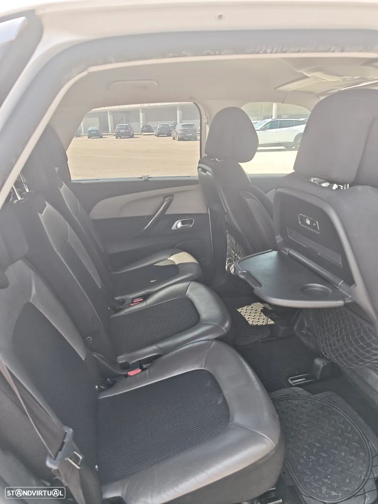 Citroën C4 Picasso 1.6 e-HDi Exclusive - 9