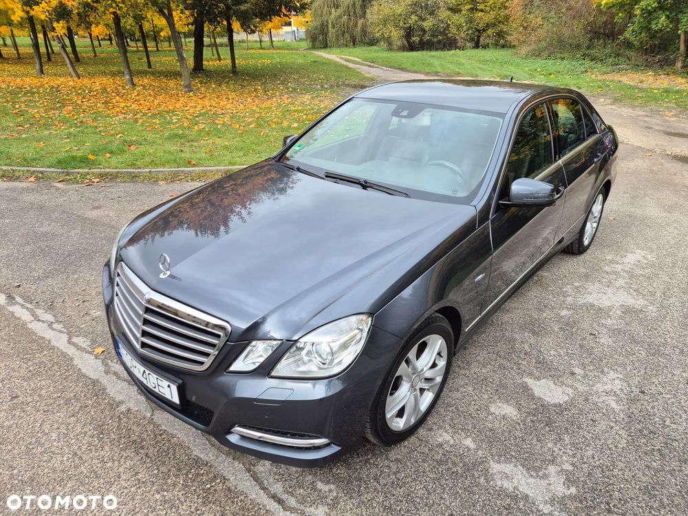 Mercedes-Benz Klasa E 200 CGI BlueEFFICIENCY Automatik Avantgarde - 9