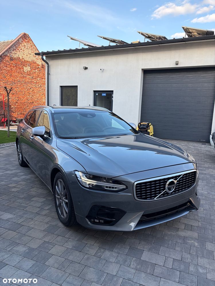 Volvo V90 D4 Geartronic R Design - 2