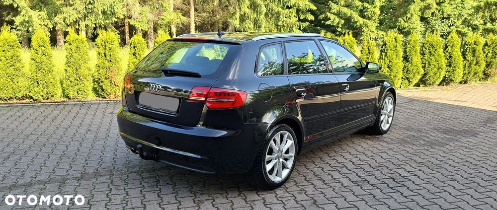 Audi A3 Sportback - 11