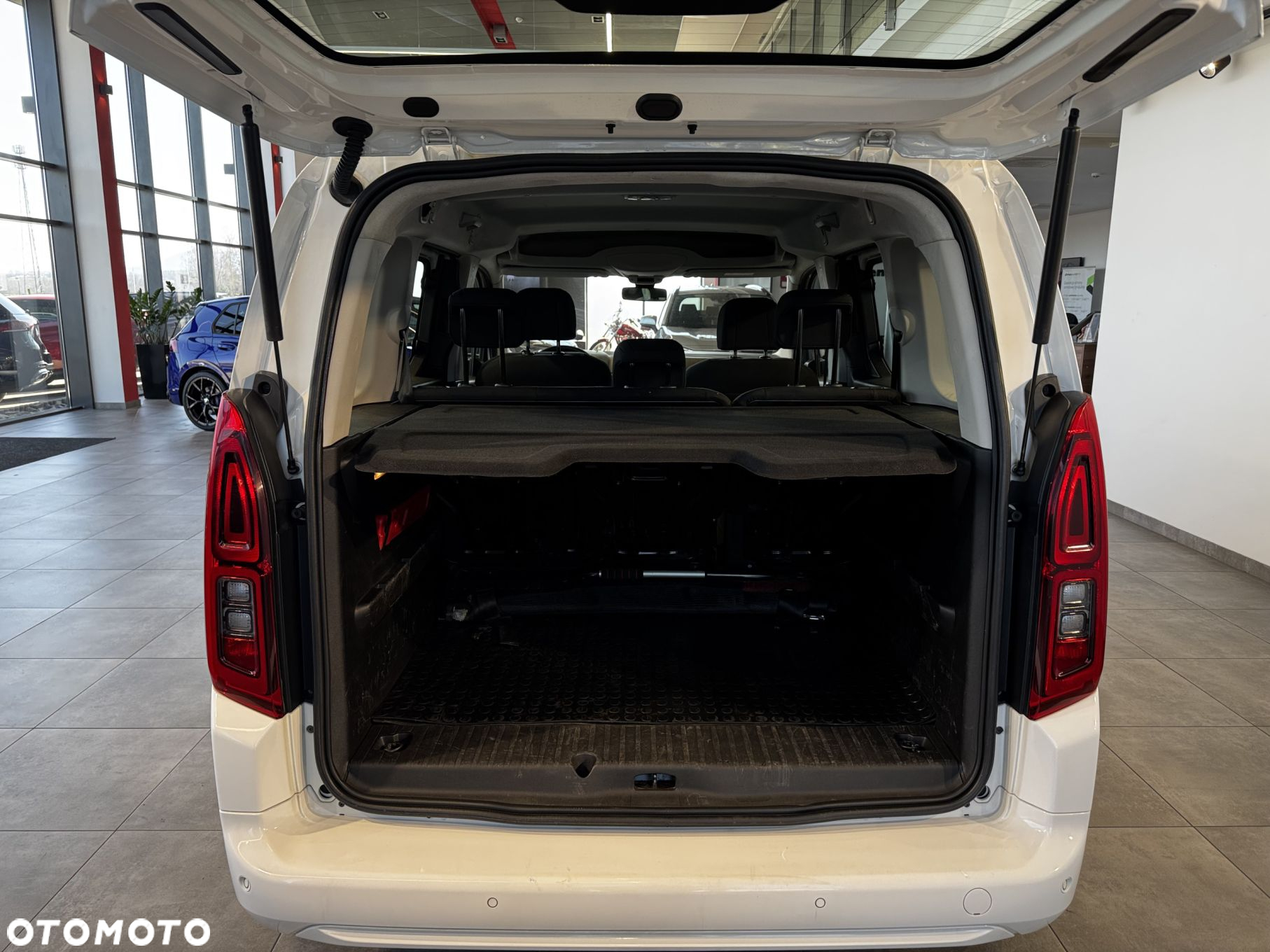 Opel Combo - 11