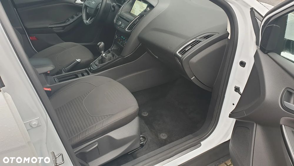 Ford Focus 1.5 EcoBoost STart-Stopp-System Titanium - 17