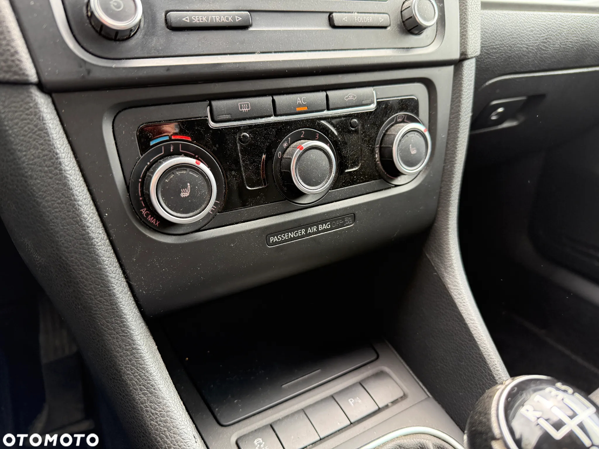Volkswagen Golf - 17