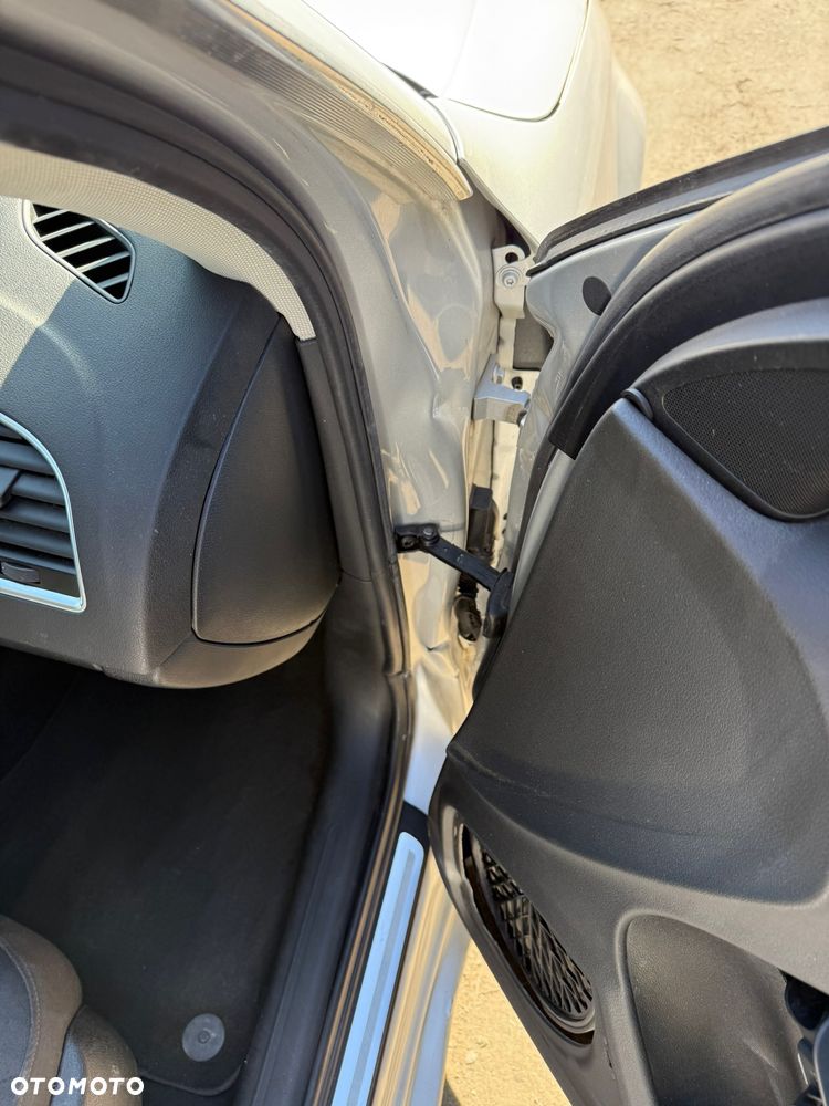 Audi A4 Limousine - 5