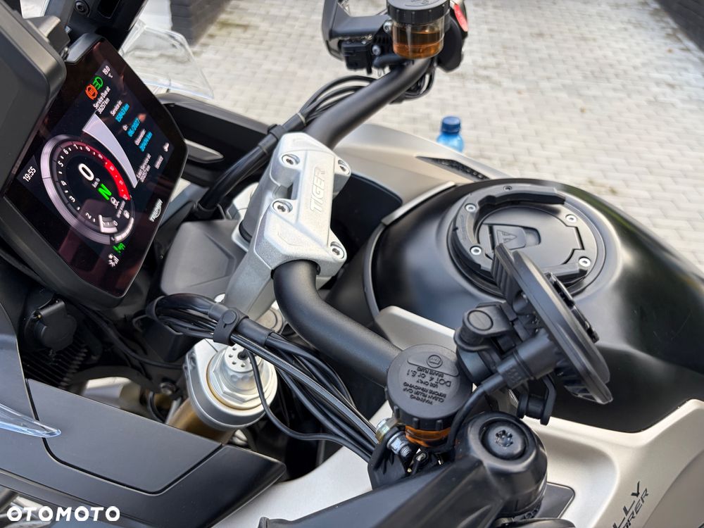Triumph Tiger - 13