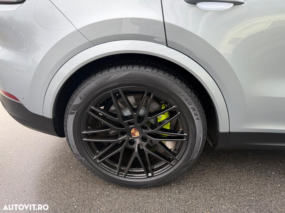 Porsche Cayenne Coupe S E-Hybrid Tiptronic S - 24
