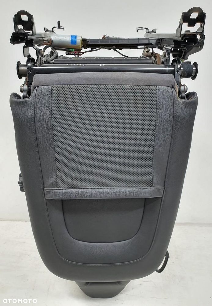 FOTEL LEWY PRZEDNI PRZÓD KIEROWCY SKÓRA GRZANY VOLVO C70 II EUROPA - 8