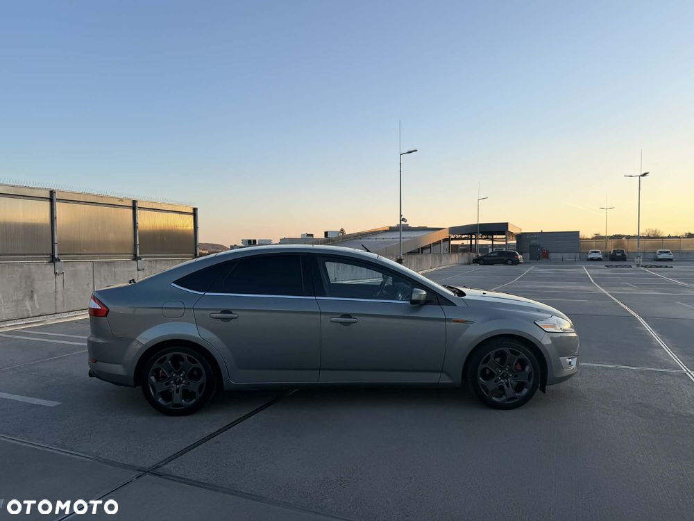 Ford Mondeo 2.5 Titanium S - 4