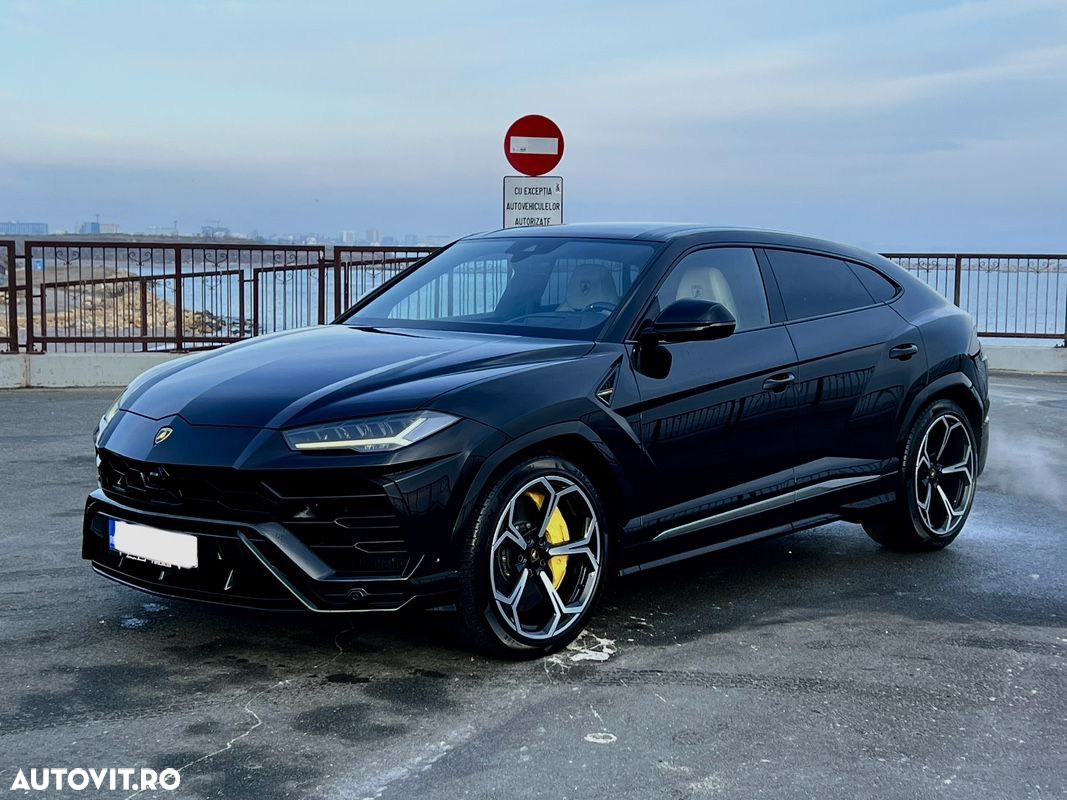 Lamborghini URUS Standard - 2