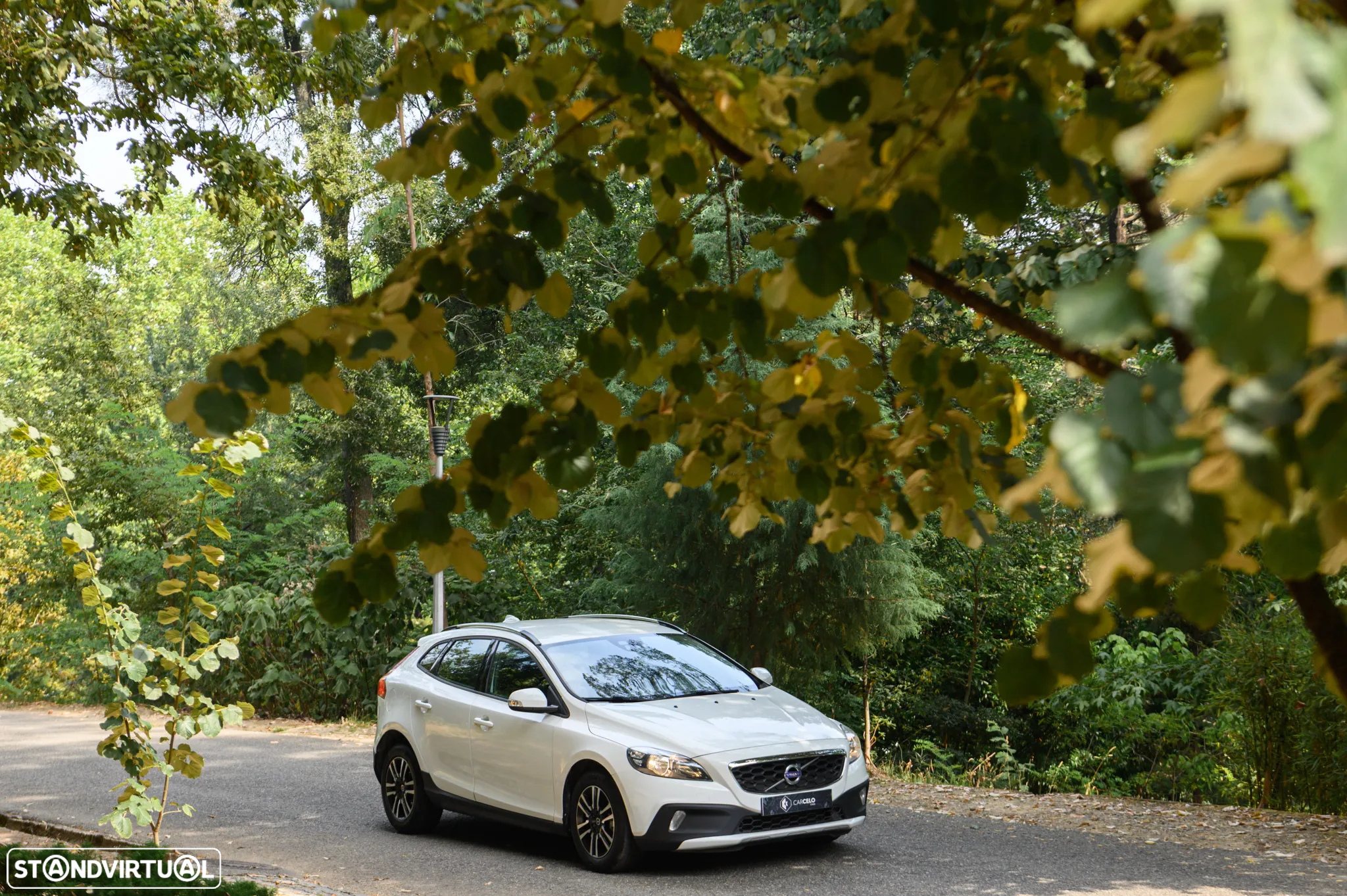 Volvo V40 Cross Country 2.0 D2 Summum - 3