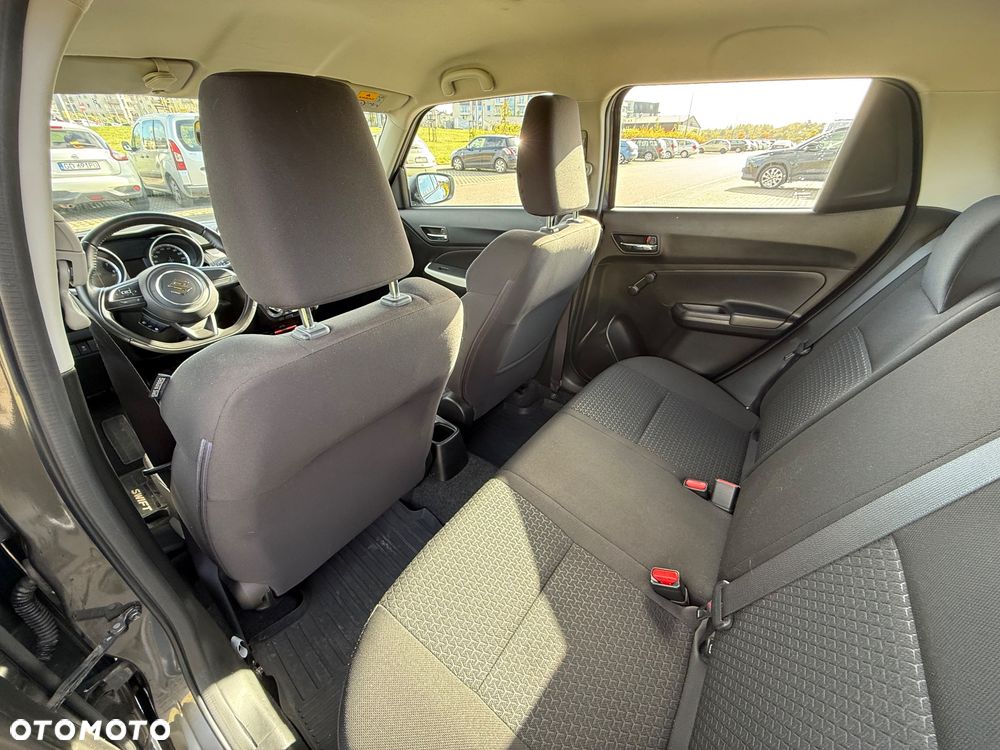 Suzuki Swift 1.2 Premium - 11