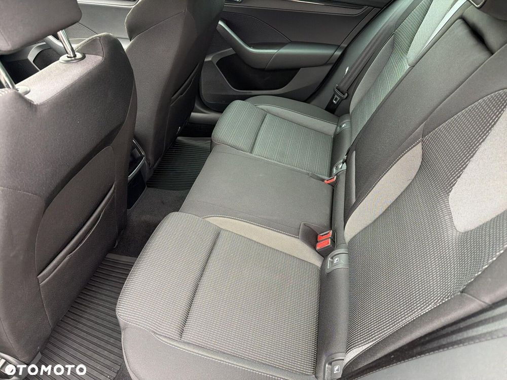 Skoda Octavia 1.5 TSI ACT Ambition - 23