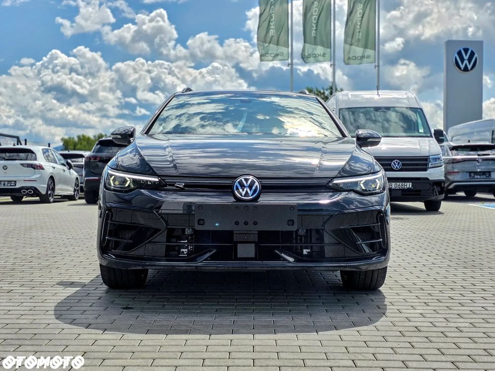 Volkswagen Golf Variant - 11