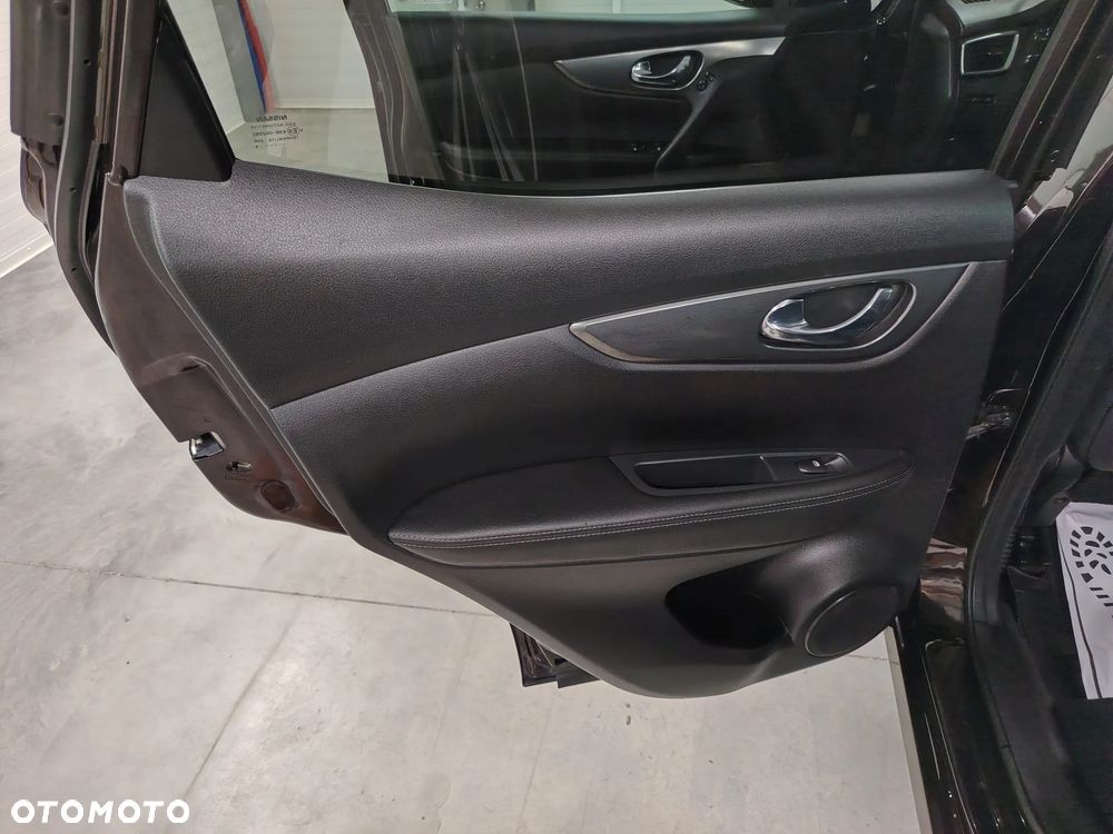 Nissan Qashqai - 23