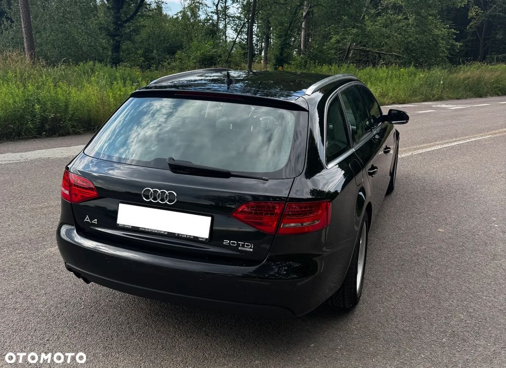 Audi A4 Avant 2.0 TDI DPF quattro Ambiente - 4
