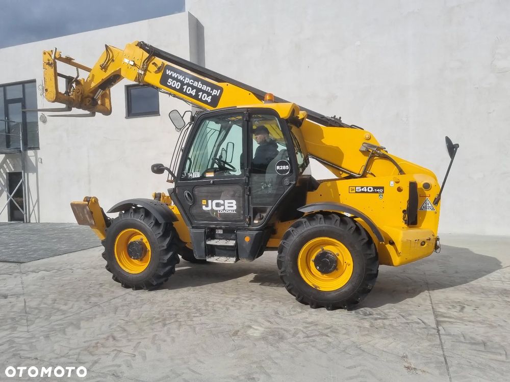 JCB 540-140 jak Manitou MT 1440 R285 - 7