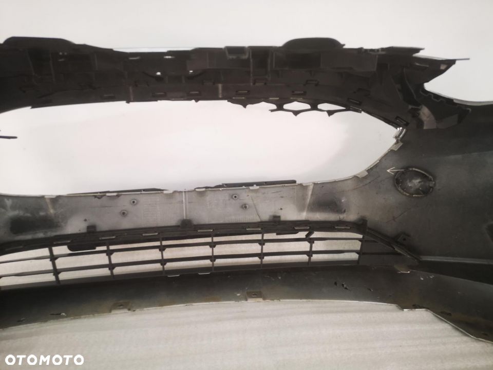 FORD FIESTA MK8 17- SREBRNY ZDERZAK PRZEDNI PRZÓD NR AUKCJI NZ580 - 21