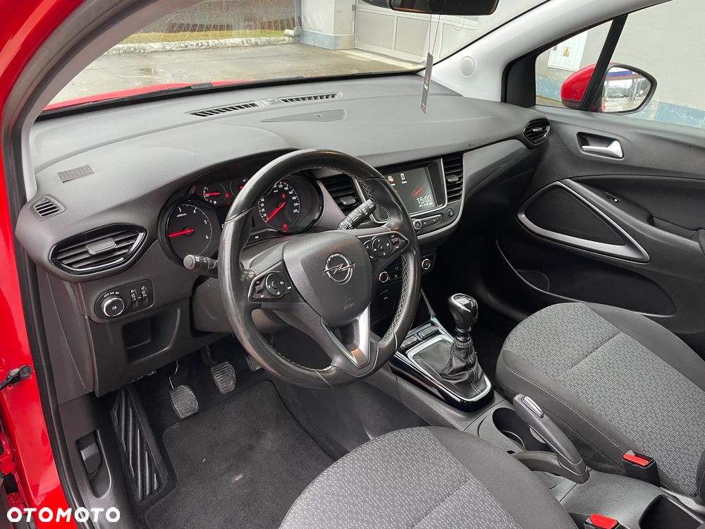 Opel Crossland X - 13
