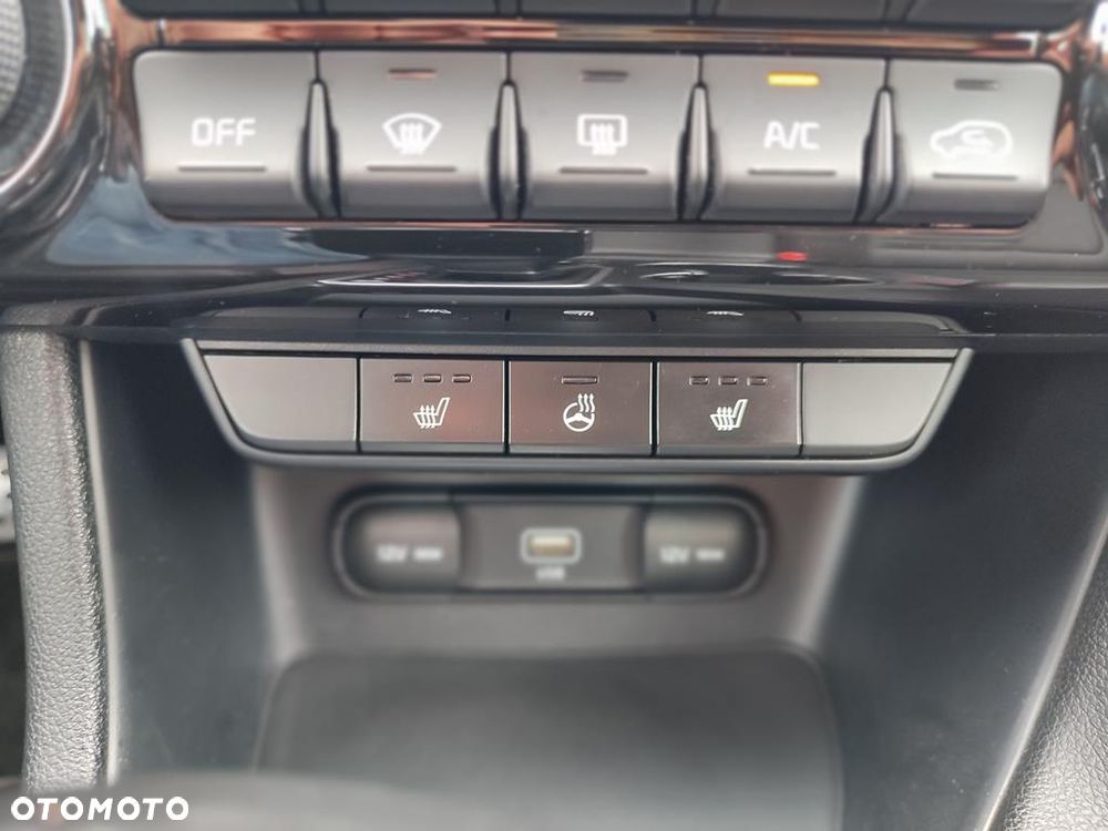 Kia Sportage 1.6 T-GDI Black Edition 4WD DCT - 22