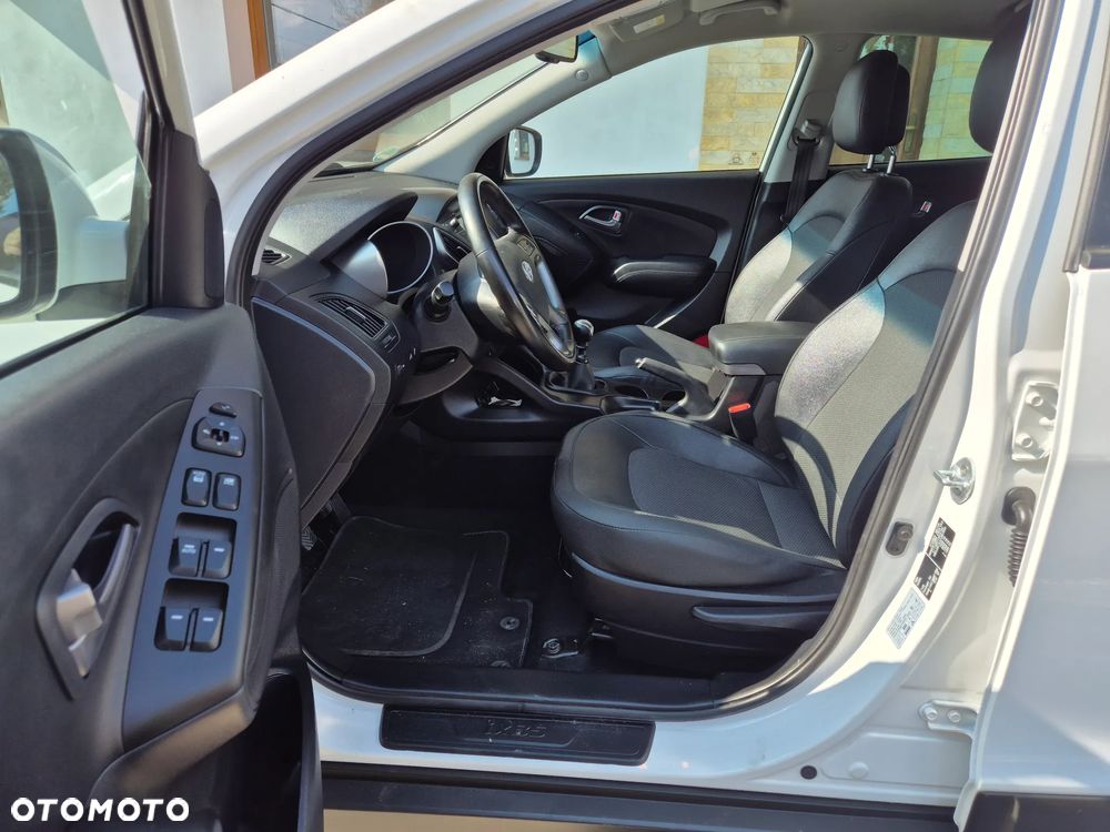 Hyundai ix35 1.6 2WD blue Comfort - 15