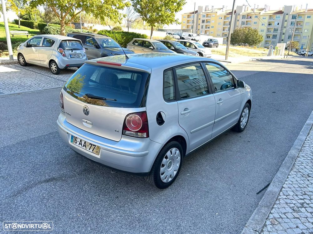 VW Polo - 2
