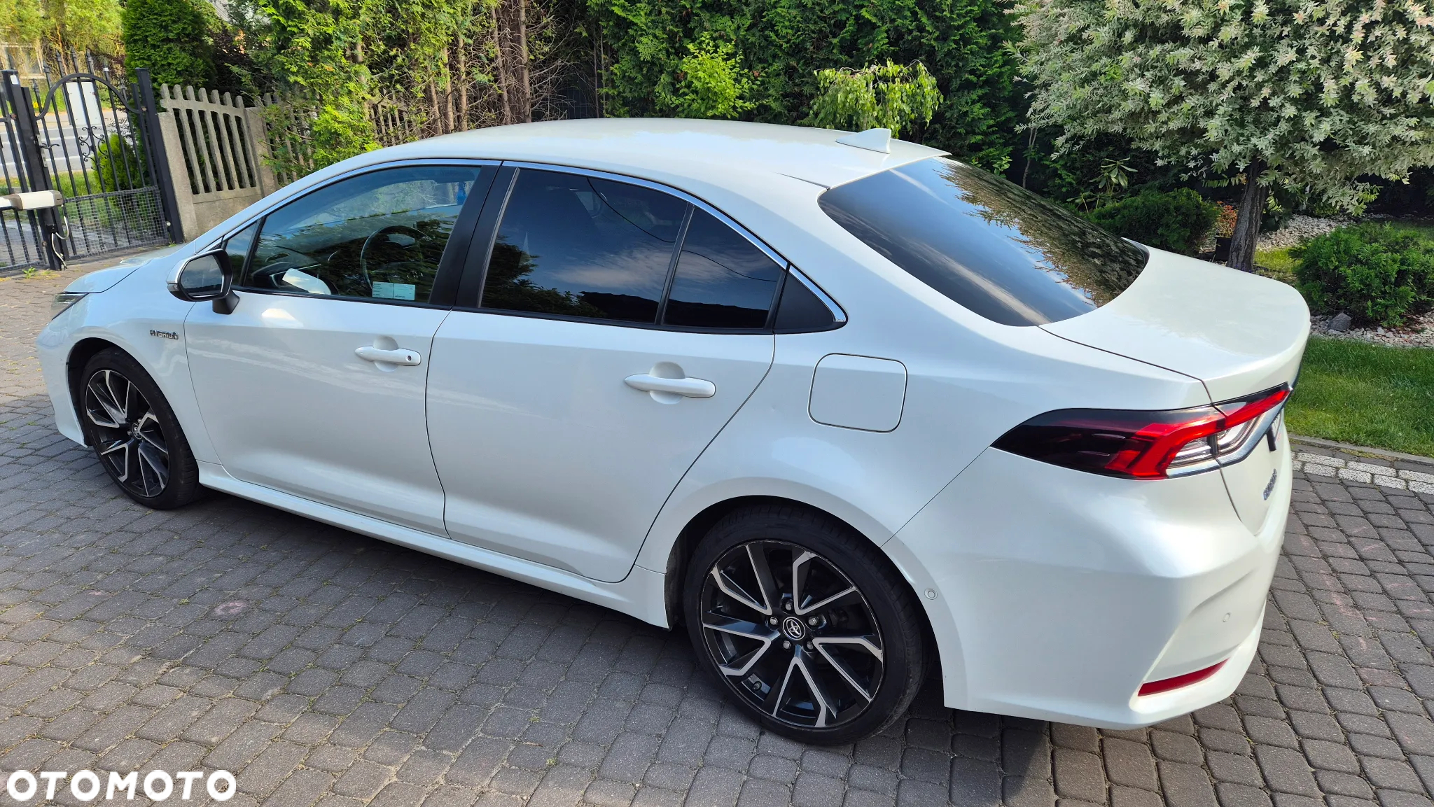 Toyota Corolla 1.8 Hybrid Executive - 6