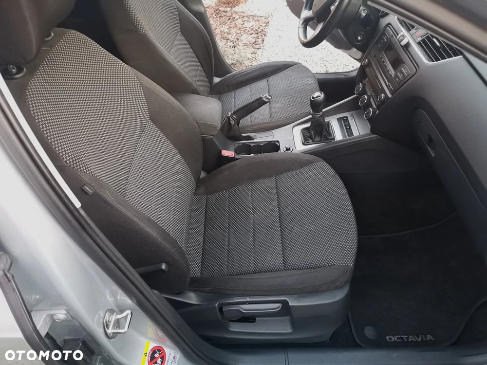 Skoda Octavia 1.6 TDI Ambition - 17