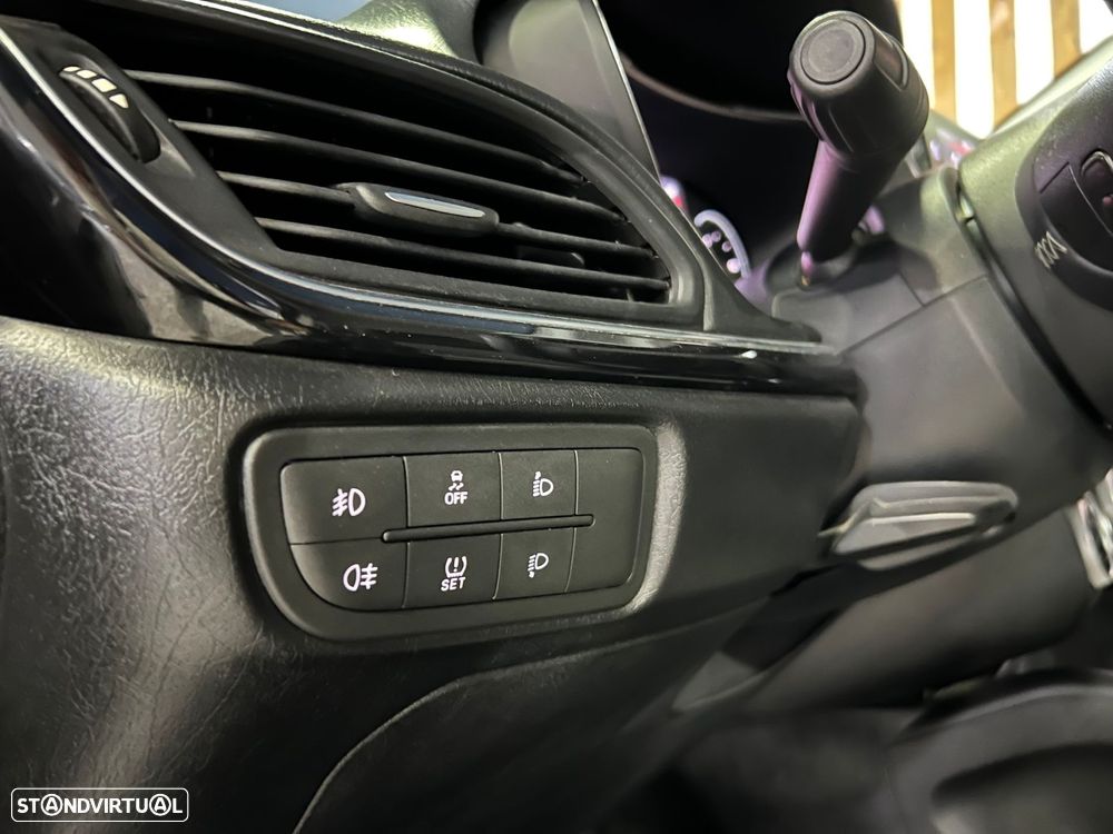 Fiat Tipo Cross 1.0 GSE T3 - 26