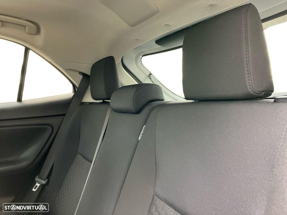 Toyota Yaris Cross 1.5 HDF Comfort Plus - 11