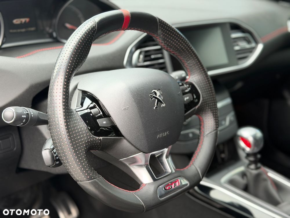 Peugeot 308 GTi by Sport - 32