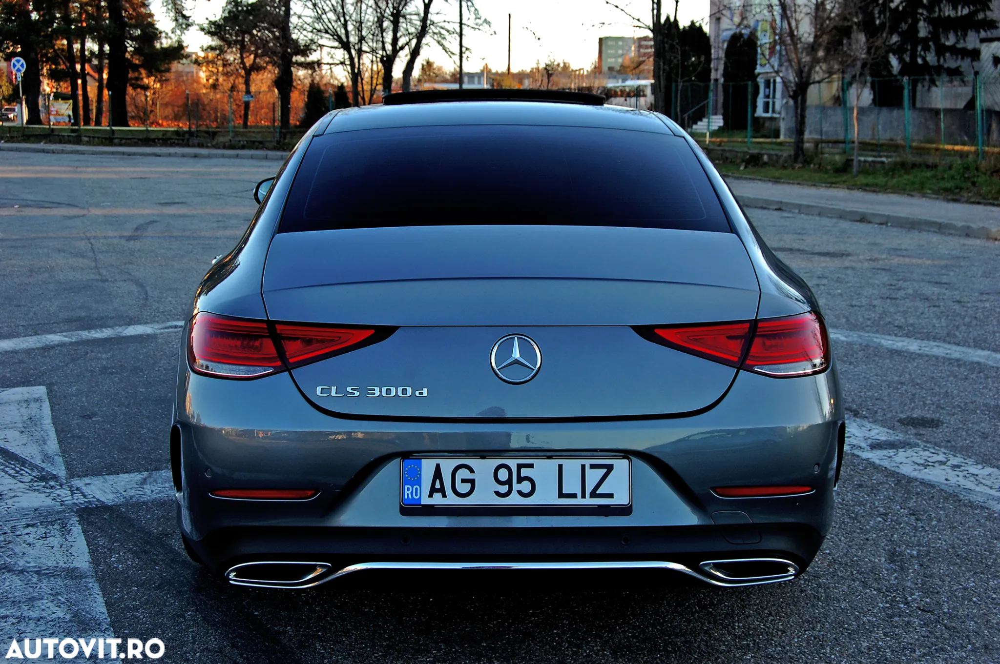 Mercedes-Benz CLS 300 d Aut - 9