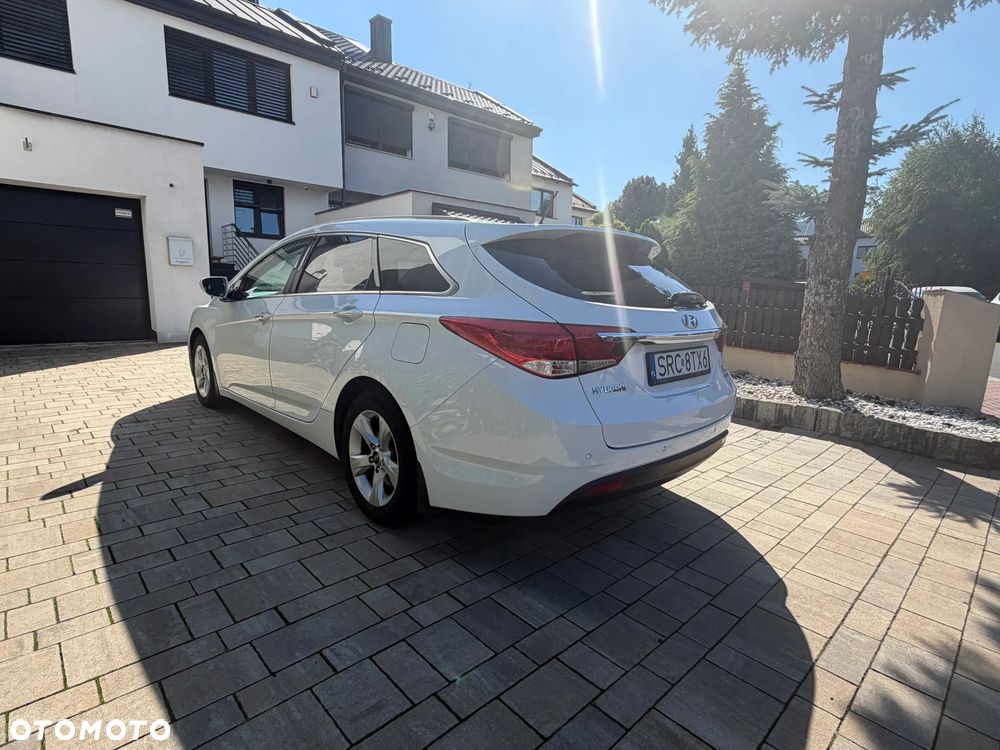 Hyundai i40 1.7 CRDi Comfort + - 7