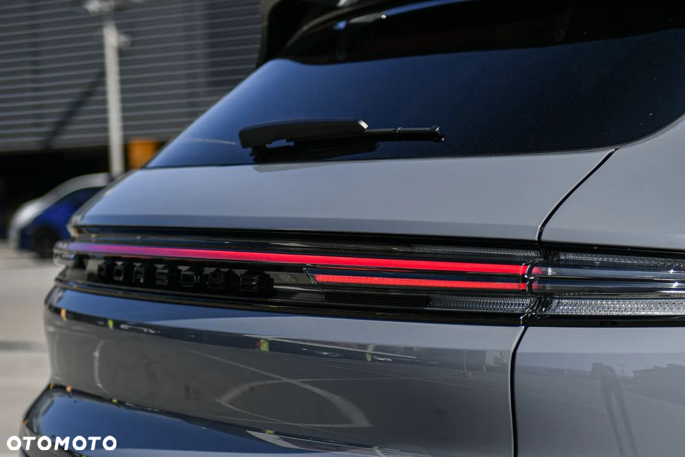 Porsche Cayenne Tiptronic S - 17