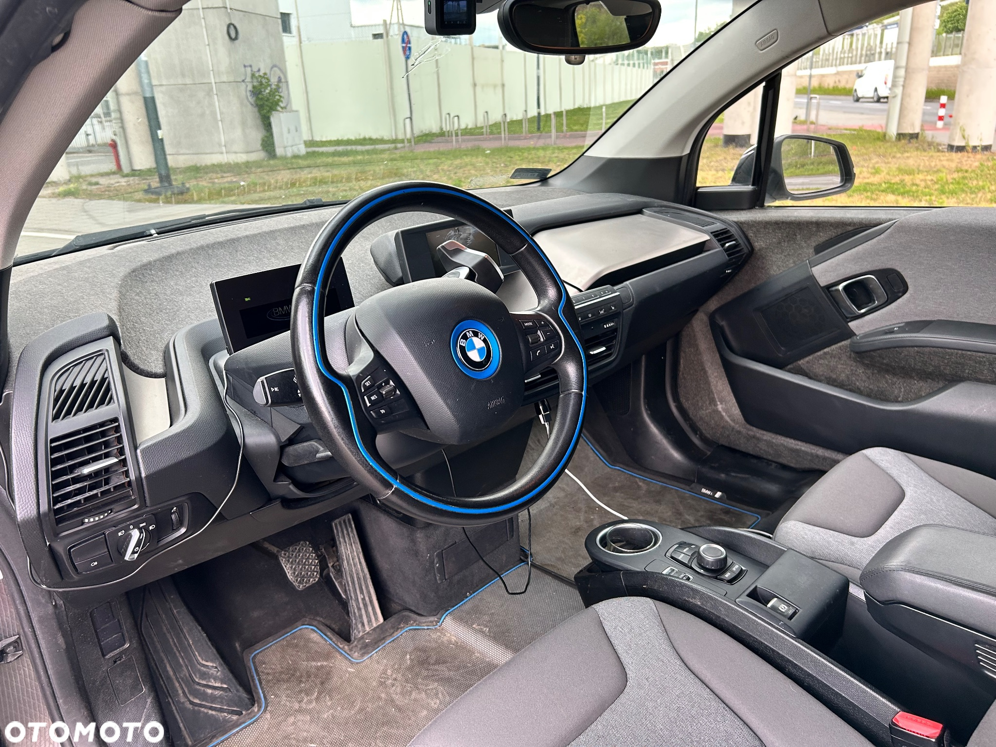 BMW i3 Standard - 12
