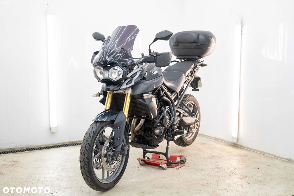 Triumph Tiger - 2