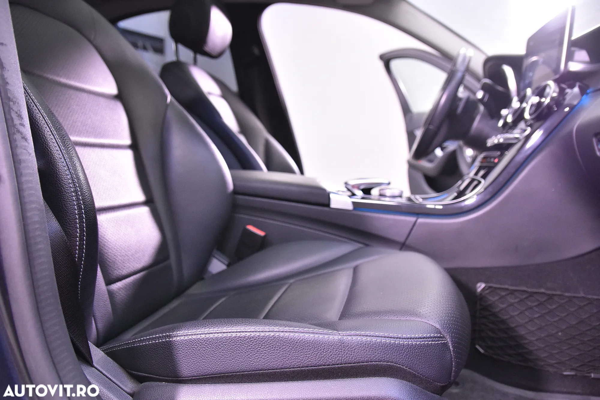 Mercedes-Benz C 220 d 4MATIC Aut. - 11