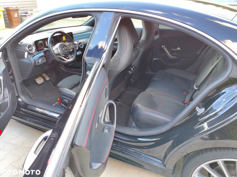 Mercedes-Benz CLA 220 AMG Line 7G-DCT - 9