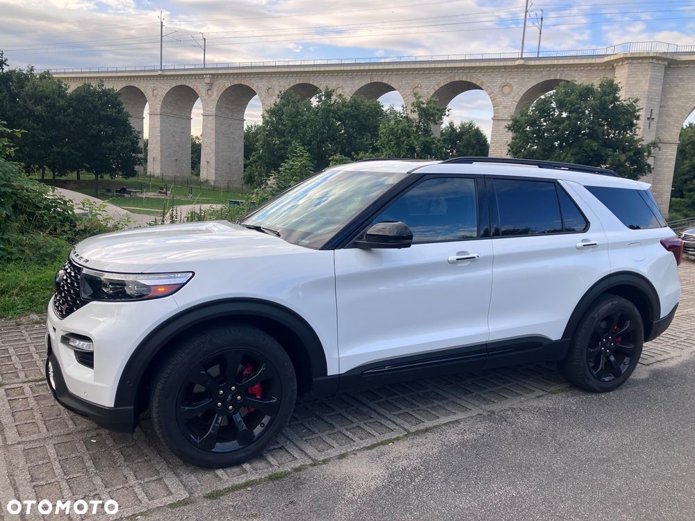 Ford Explorer - 2