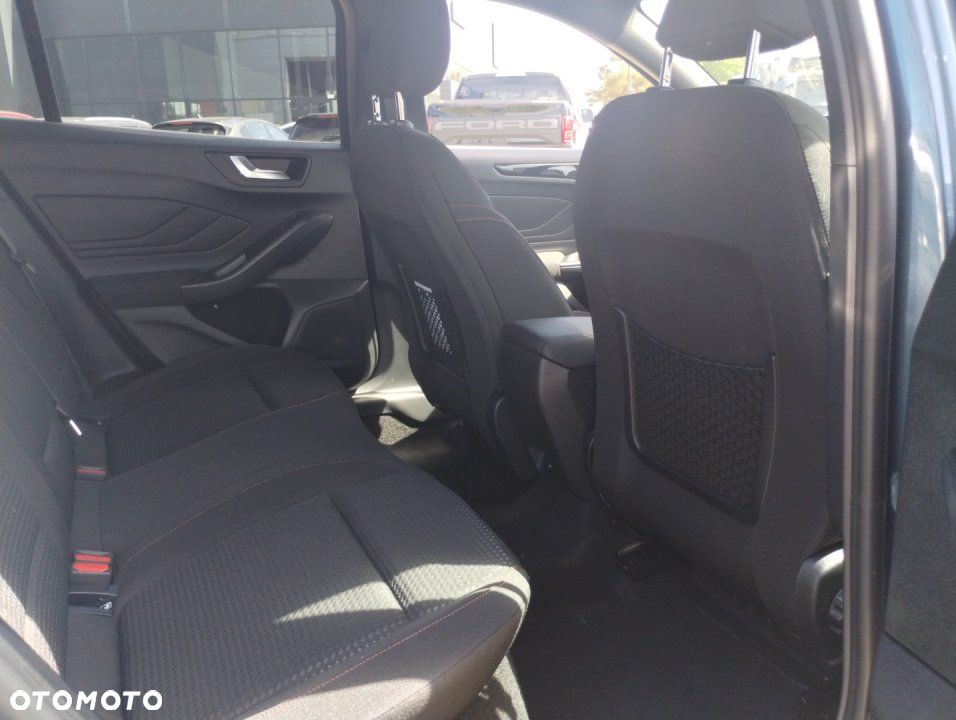 Ford Focus - 29