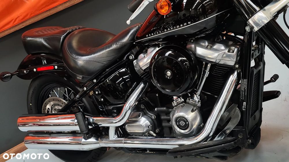 Harley-Davidson Softail Slim - 18